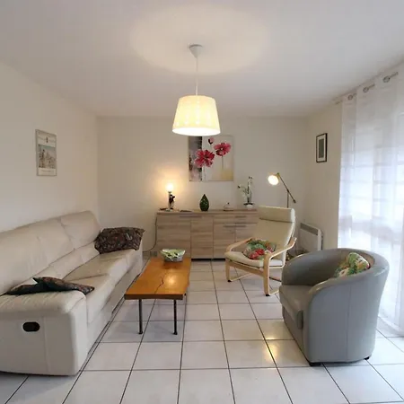 Confort Avec Parking Et Terrasses A Aurillac, Proche Centre, 2 Ch, 4 Pers, Equipe - Fr-1-742-449 Lejlighed Aurillac